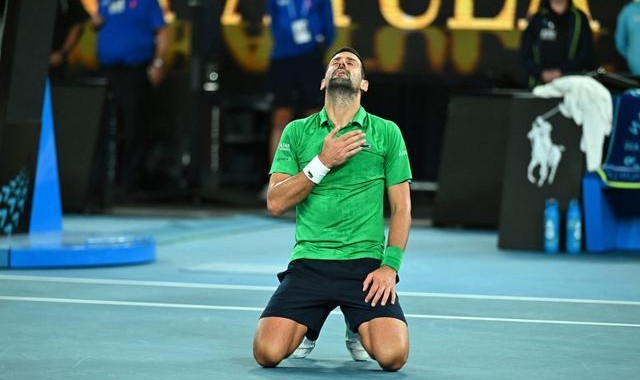 v站体育-天王不老！用最热血的方式闯进澳网决赛，德约还能纵情燃烧