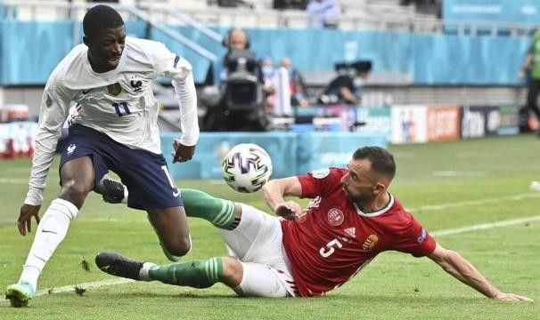 v体育-又要“大修”？登贝莱将接受手术或缺阵3个月