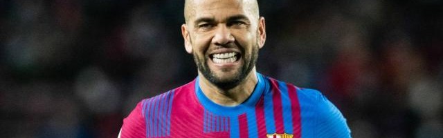 阿尔维斯合同到期告别巴萨：我仍是一头疯狂的狮子