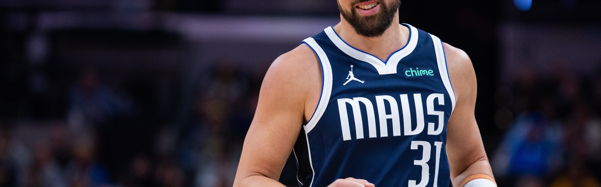 v体育-场均11.9分2.3板！独行侠客战灰熊 克莱轮休不会出战