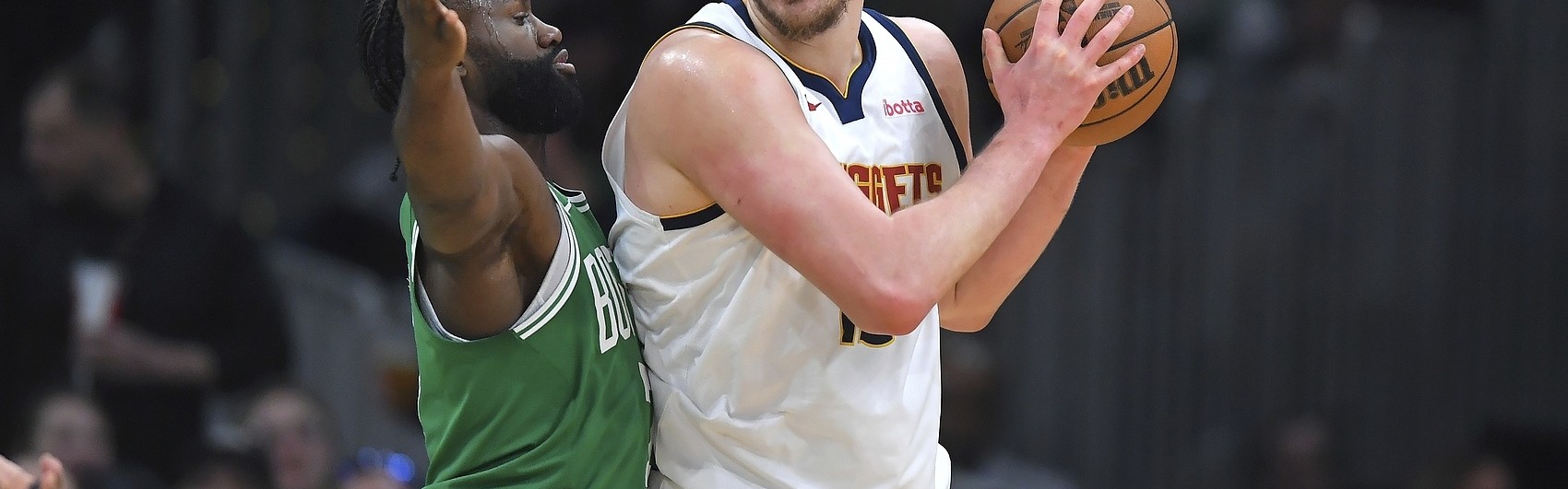 v站体育-麦迪：布朗是MVP 亚历山大和约基奇队内的核心阵容都还在